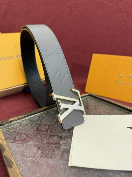 Picture of Louis Vuitton Belts _SKUfw214921162fw